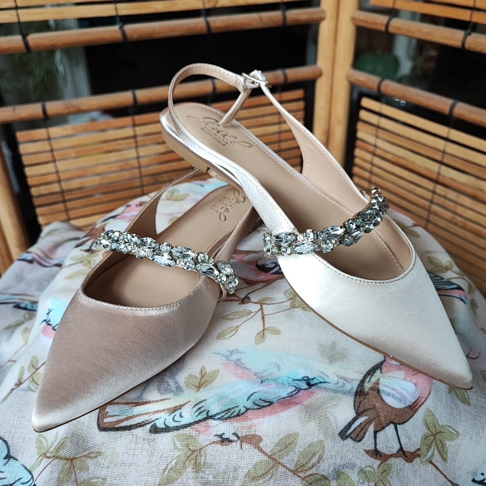 Jewel by Badgley Mischka Bambi Formal Champagne Satin Flats